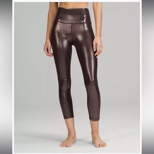 NWT‼️ Lululemon Limited Edition Align High Rise Crop 21”